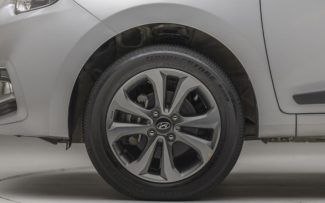 Hyundai Xcent Tyre