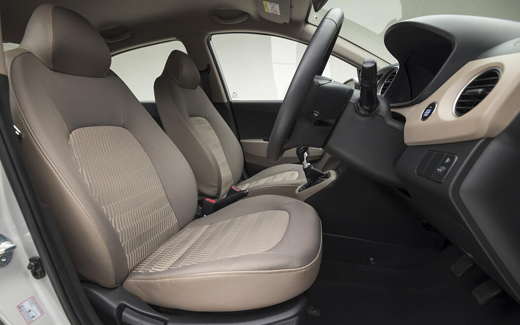 Hyundai Xcent Front Seats