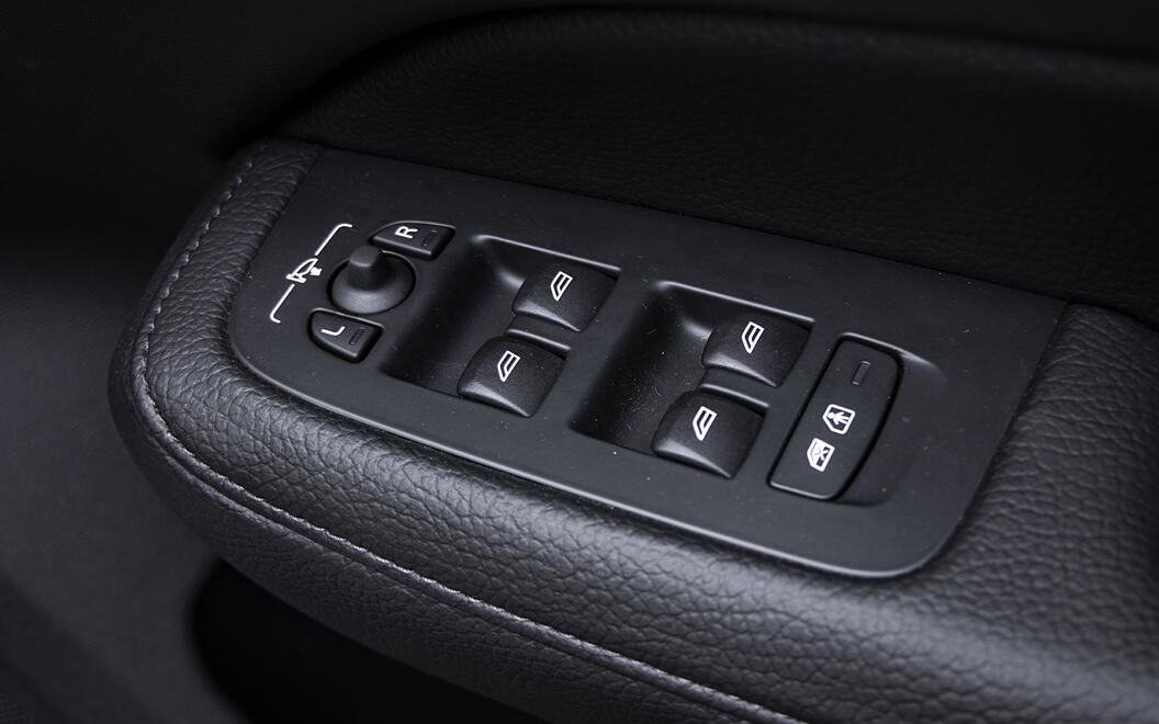 Volvo S60 Driver Window Controls
