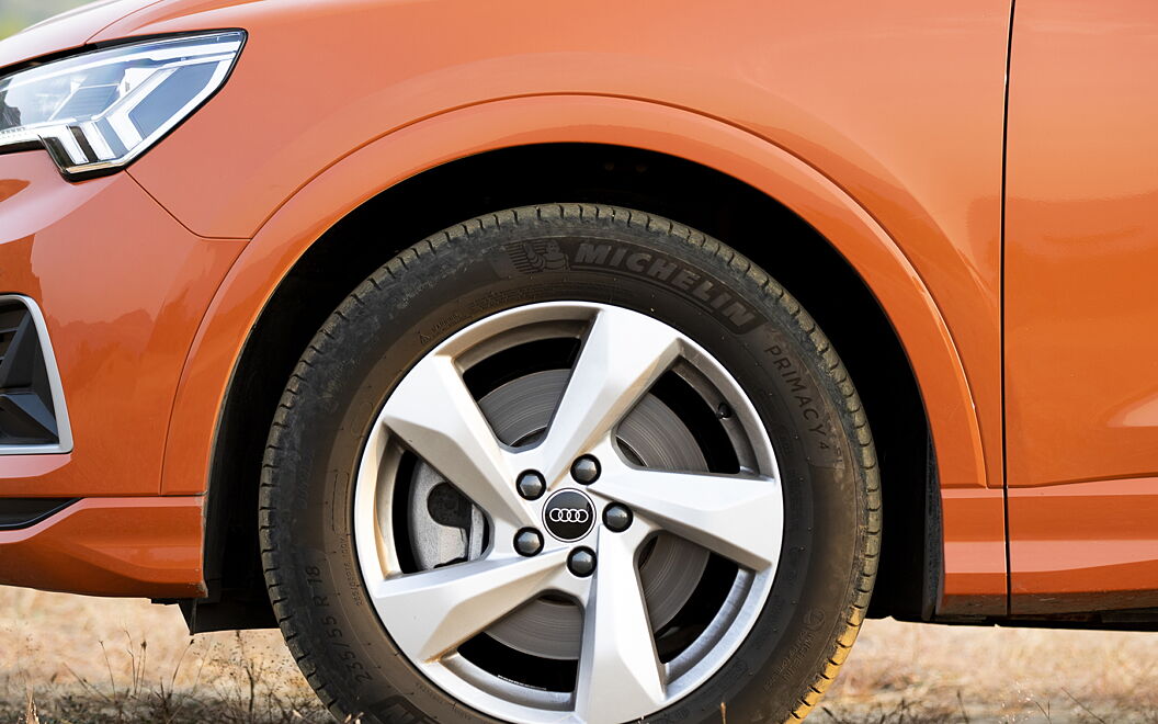 Audi Q3 Front Wheel
