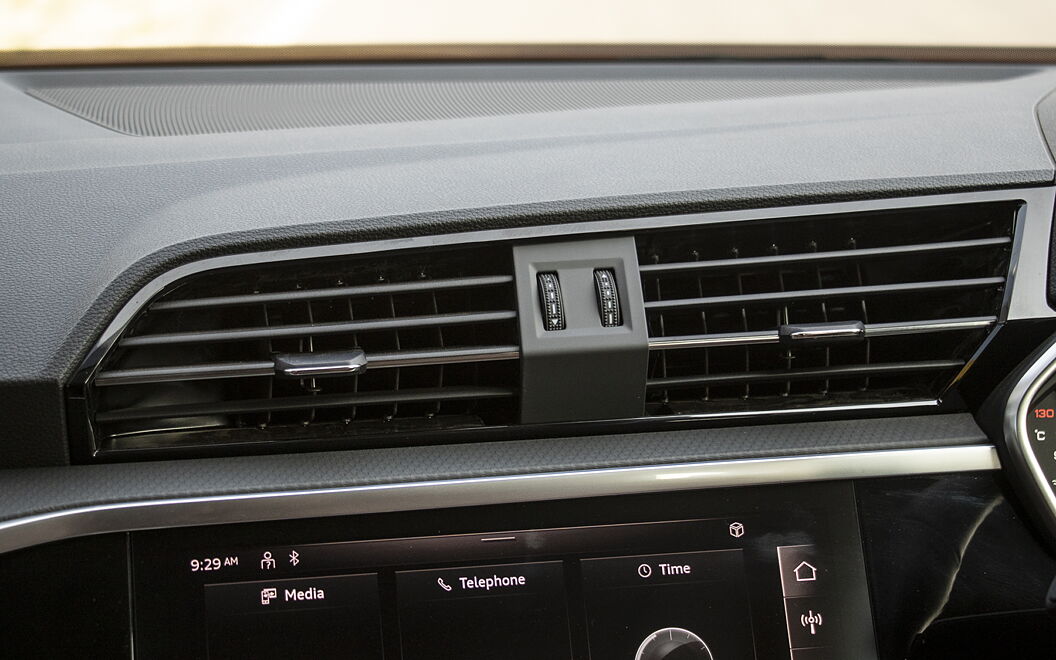 Audi Q3 Front AC Vents