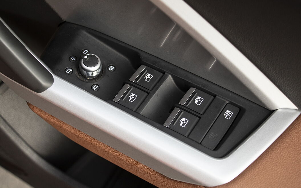 Audi Q3 Driver Window Controls
