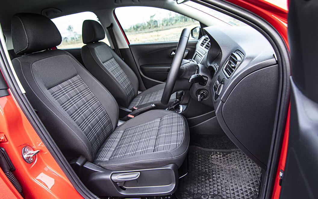 Volkswagen Polo Front Seats