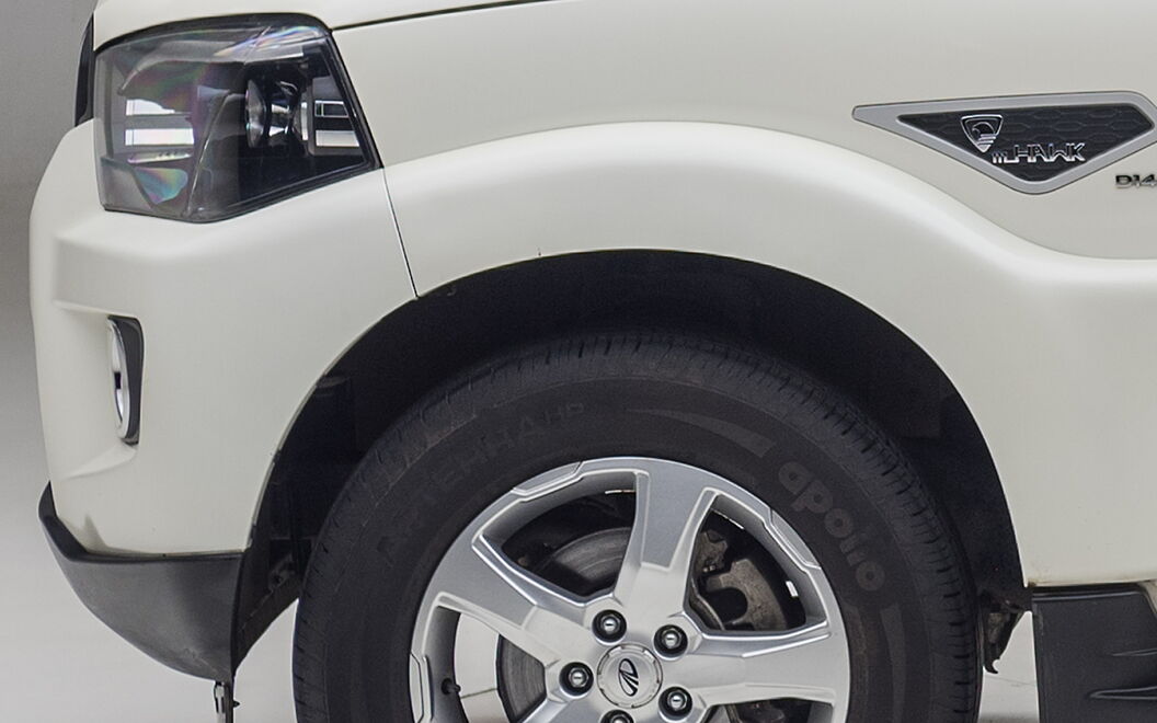 Mahindra Scorpio 2021 Front Wheel