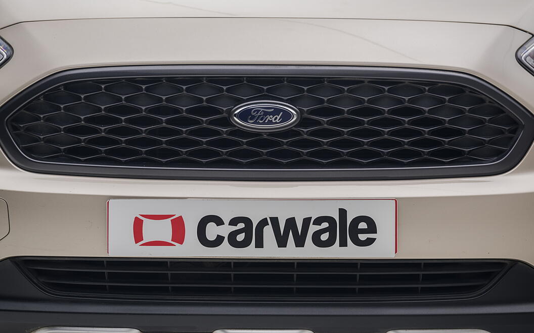 Ford Freestyle Front Grille