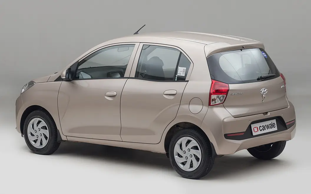 Hyundai Santro Rear Left View