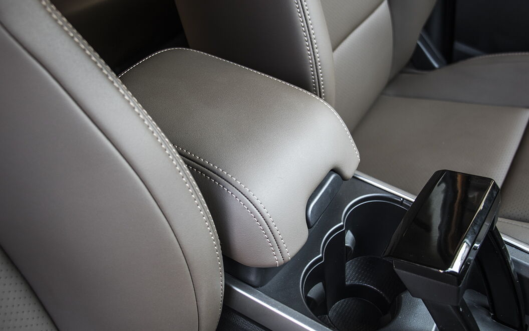 Tata Harrier [2019-2023] Front Arm Rest