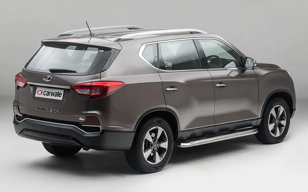 Mahindra Alturas G4 Right Rear View