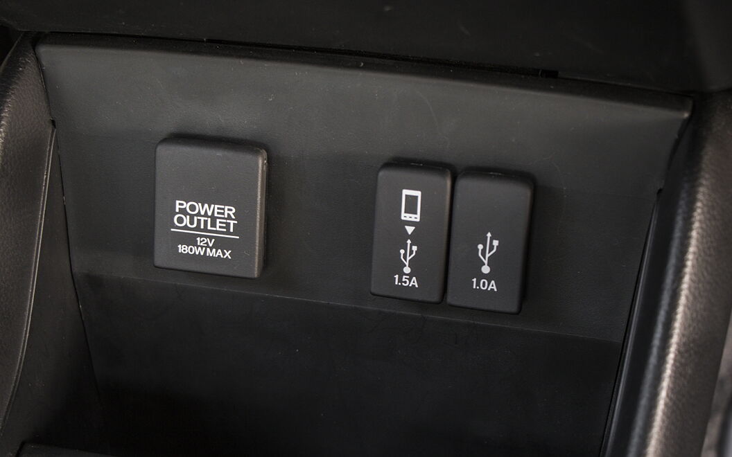 Honda Amaze [2018-2021] USB / Charging Port