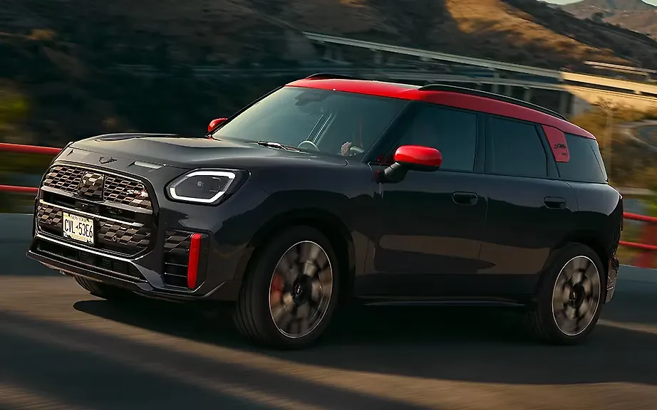 Mini Countryman Left View