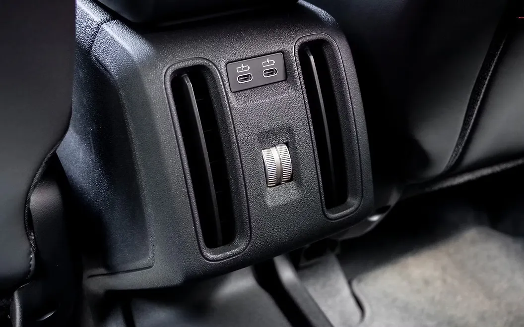 Mini Countryman Rear AC Controls