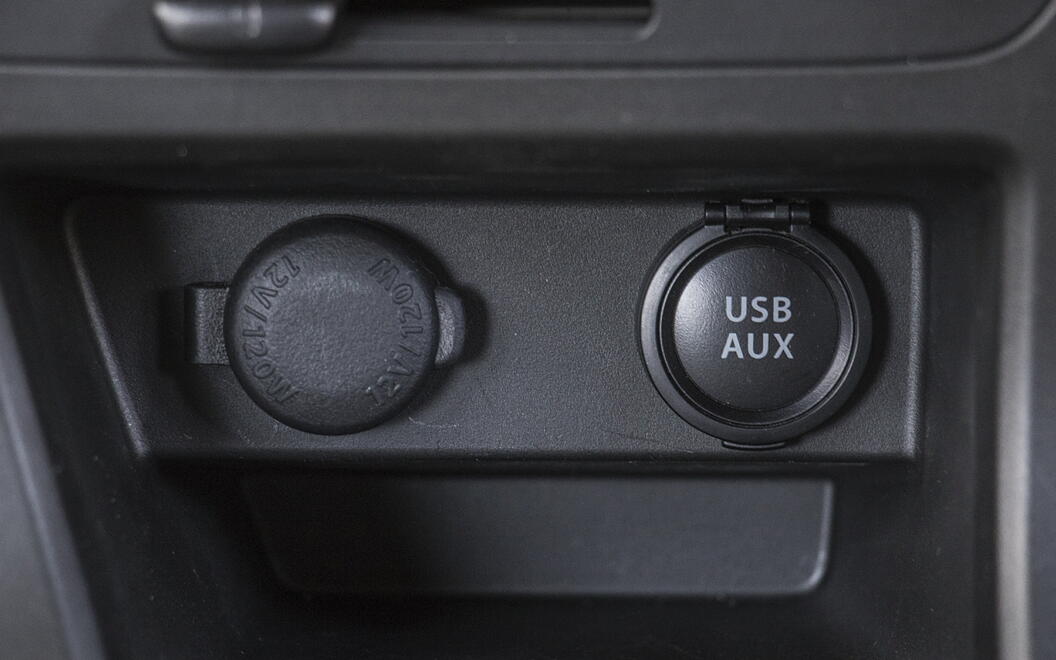 Maruti Suzuki Wagon R [2019-2022] USB / Charging Port