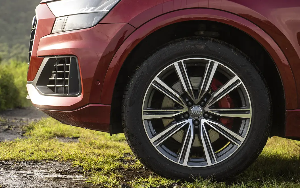 Audi Q8 Tyre