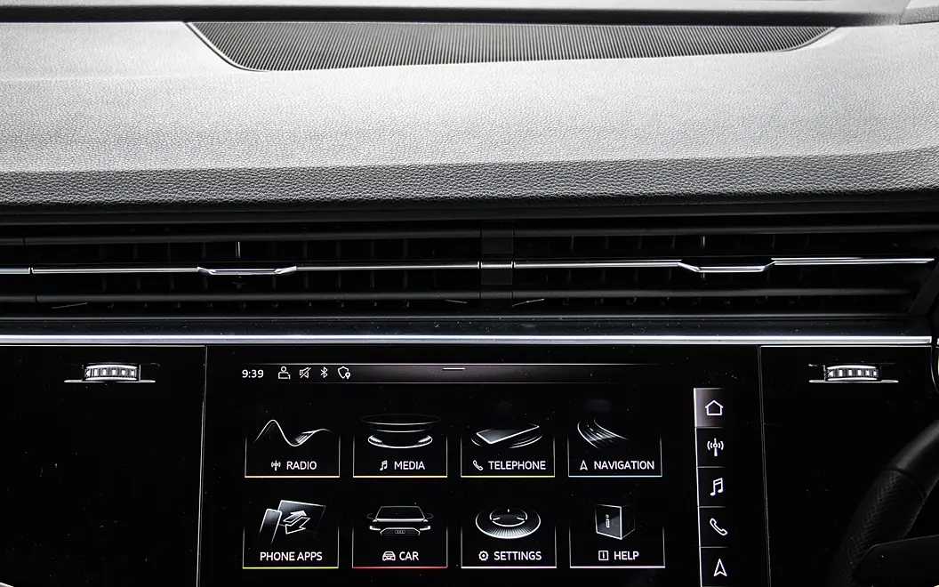 Audi Q8 Front AC Vents