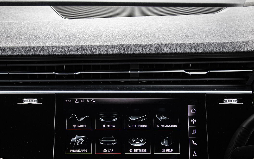 Audi Q8 Front AC Vents