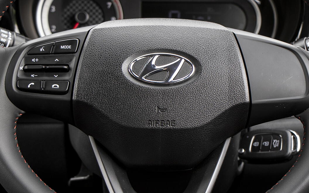 Hyundai Grand i10 Nios Steering Mounted Controls