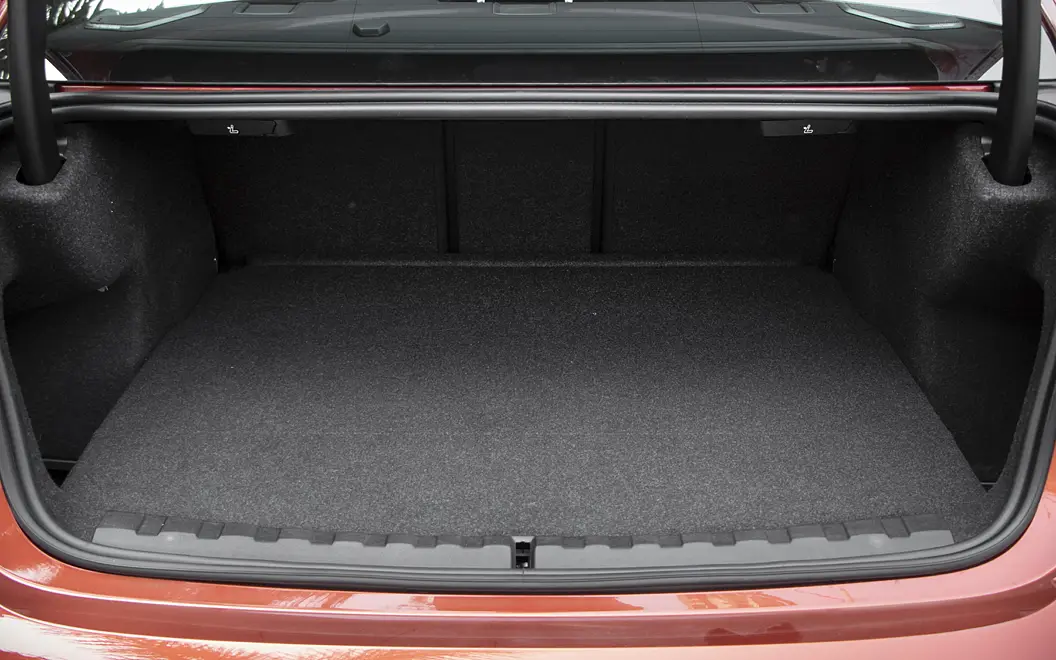 BMW 3 Series Bootspace