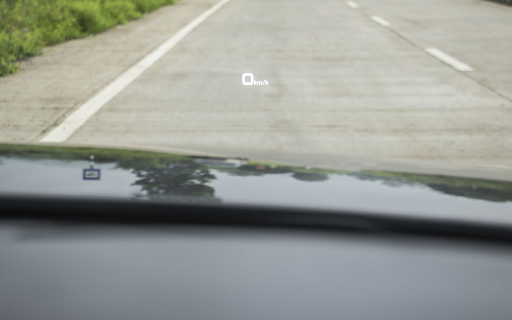 Audi A8 L [2018-2022] Head Up Display