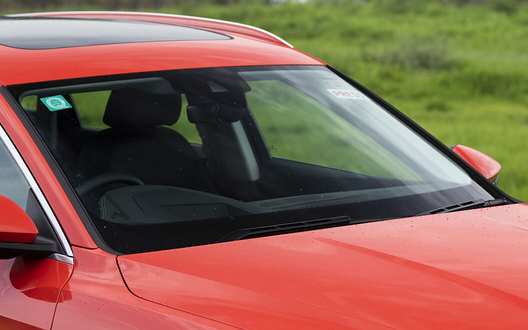 Audi e-tron Front Windscreen