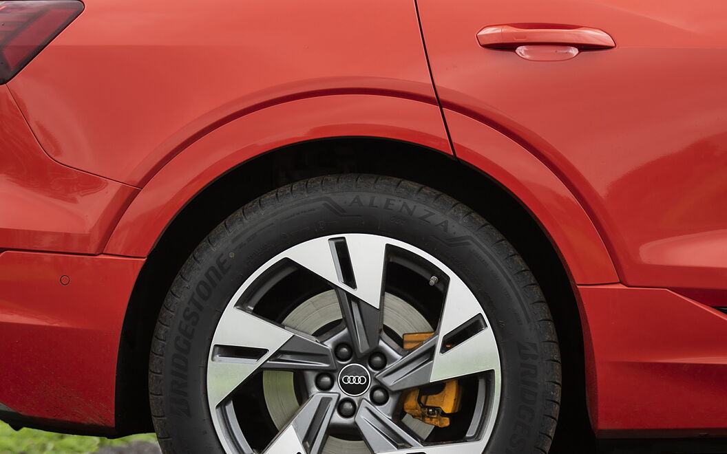 Audi e-tron Rear Wheel