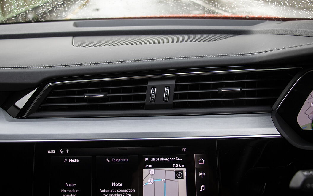 Audi e-tron Front AC Vents