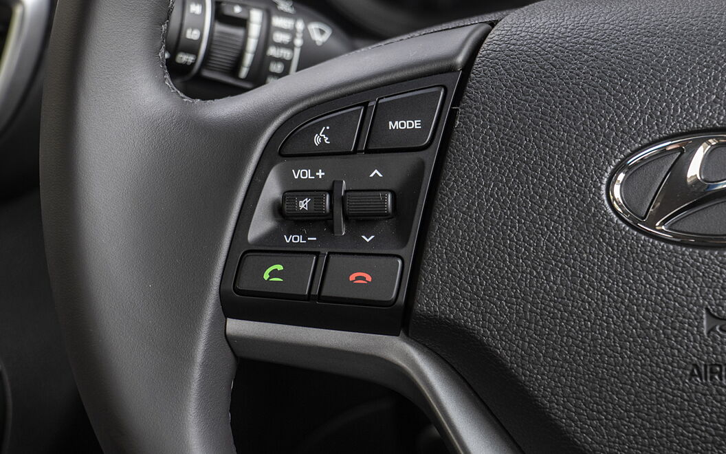 Hyundai Tucson [2020-2022] Steering Mounted Controls - Left