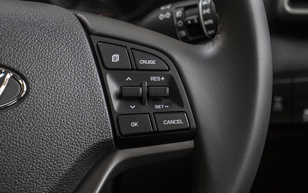 Hyundai Tucson [2020-2022] Steering Mounted Controls - Right
