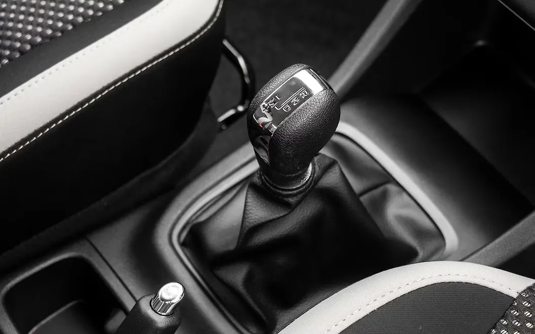 100 Renault Triber Images Triber Exterior, Road Test and Interior