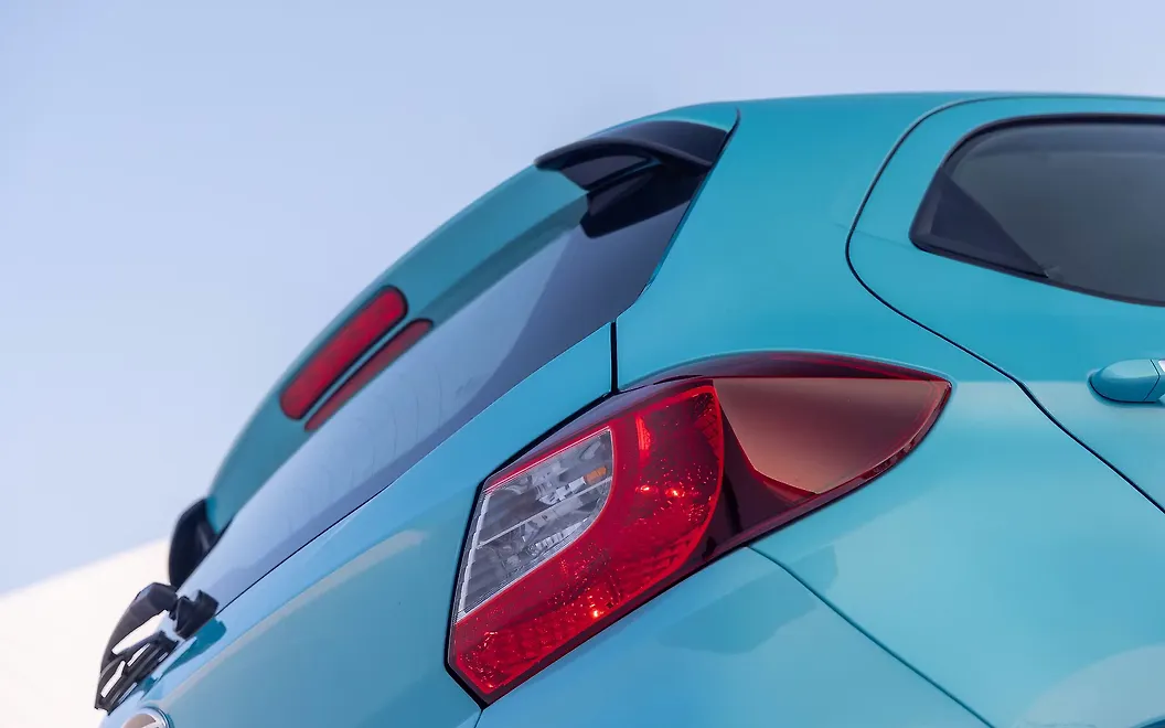 Tata Tiago Tail Light