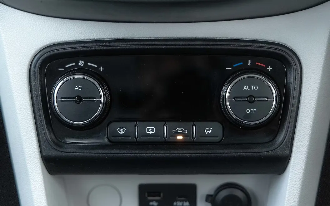 Tata Tiago AC Controls