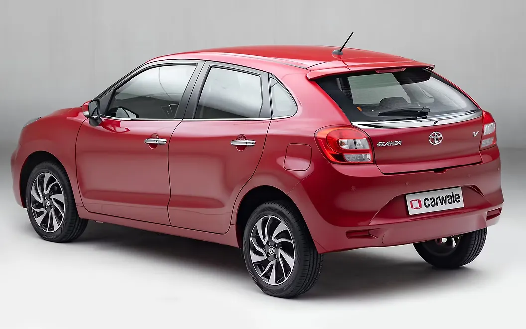 Compare Hyundai Grand i10 Nios vs Maruti Baleno vs Toyota Glanza [2019