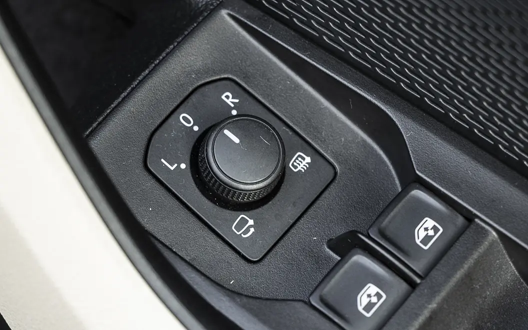 Skoda Octavia ORVM Controls