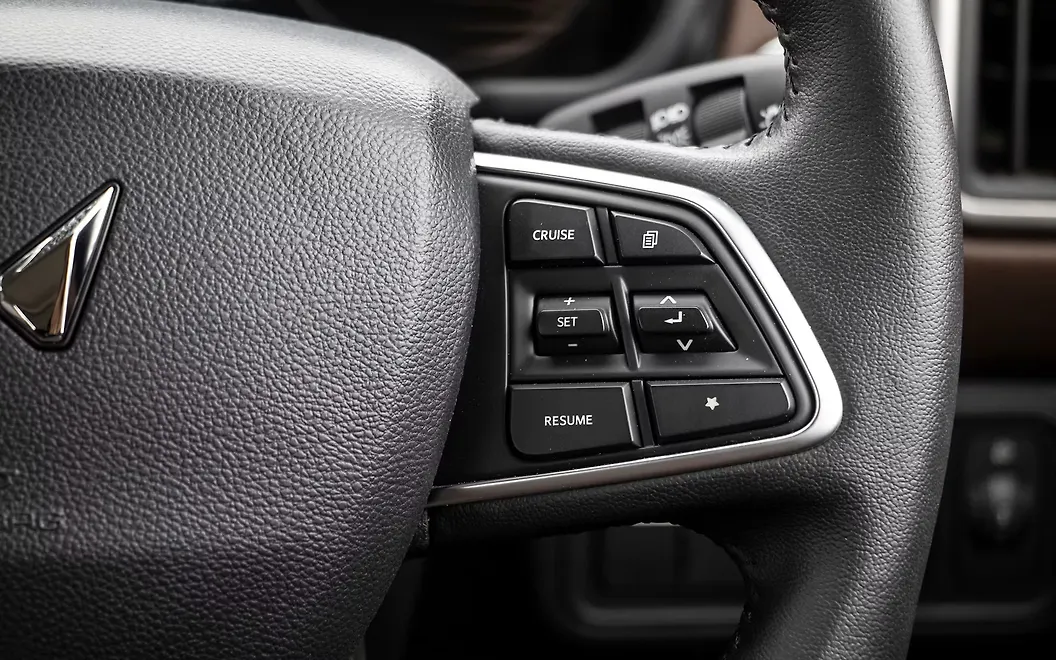 Mahindra Scorpio N Steering Mounted Controls - Right