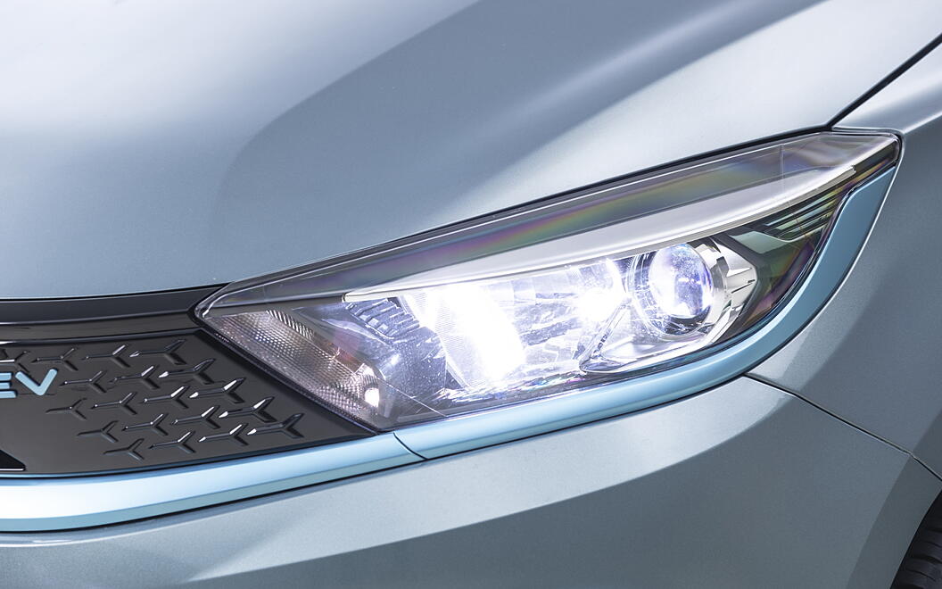 Tata Tiago EV Head Light