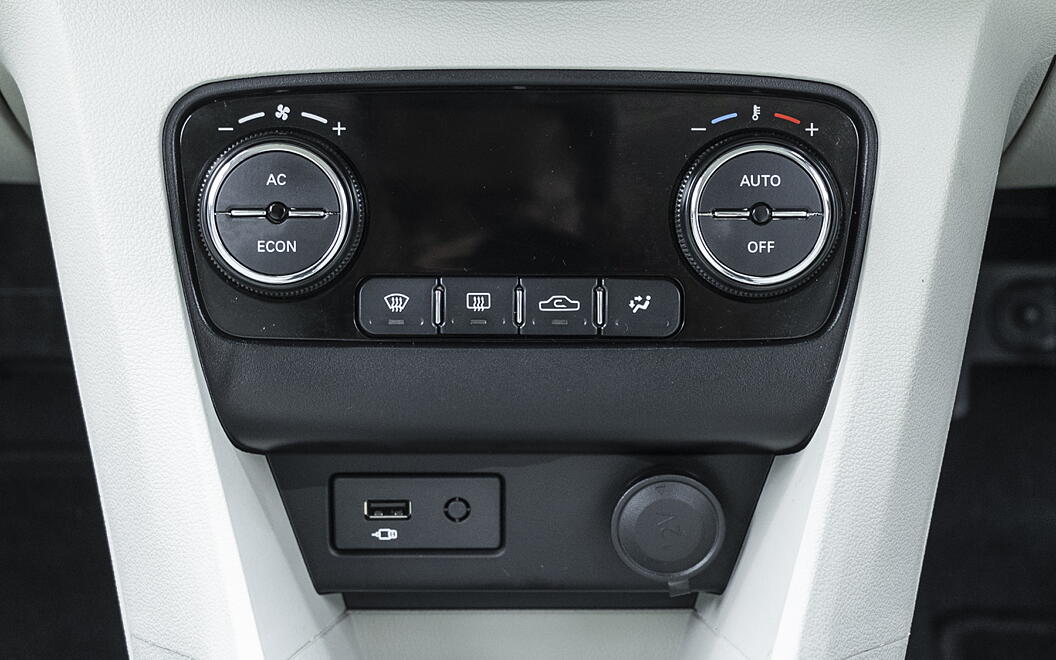 Tiago EV AC Controls