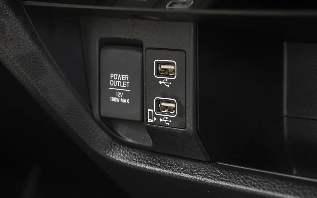 Honda All New City [2020-2023] USB / Charging Port