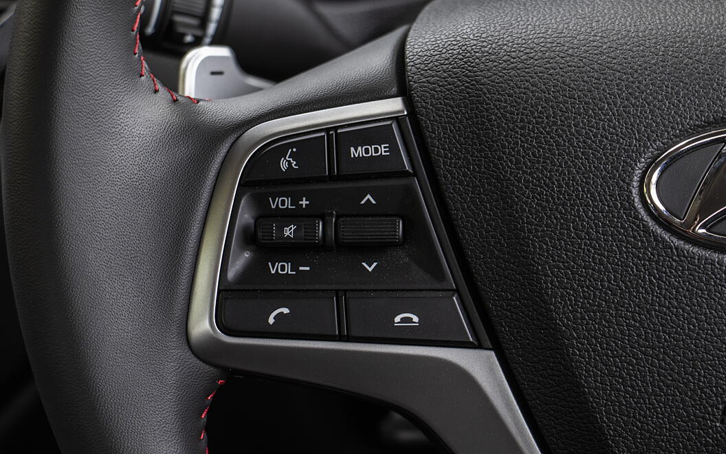 Hyundai Verna Steering Mounted Controls - Left
