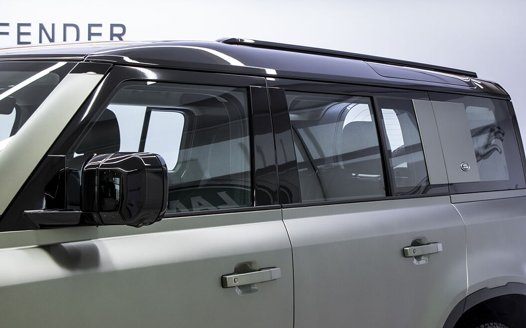Land Rover Defender [2020-2021] Side Top