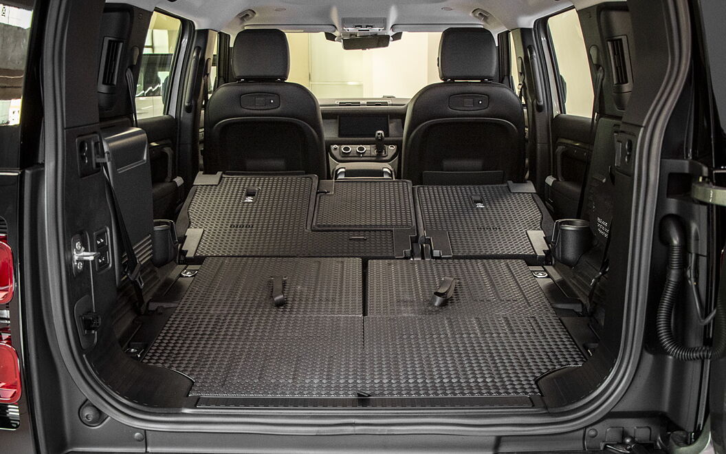 Land Rover Defender [2020-2021] Bootspace with all Seats Folded