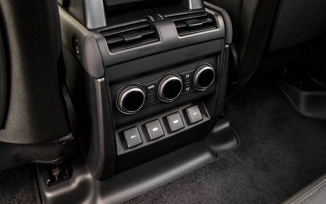 Land Rover Defender [2020-2021] Third Row AC Controls