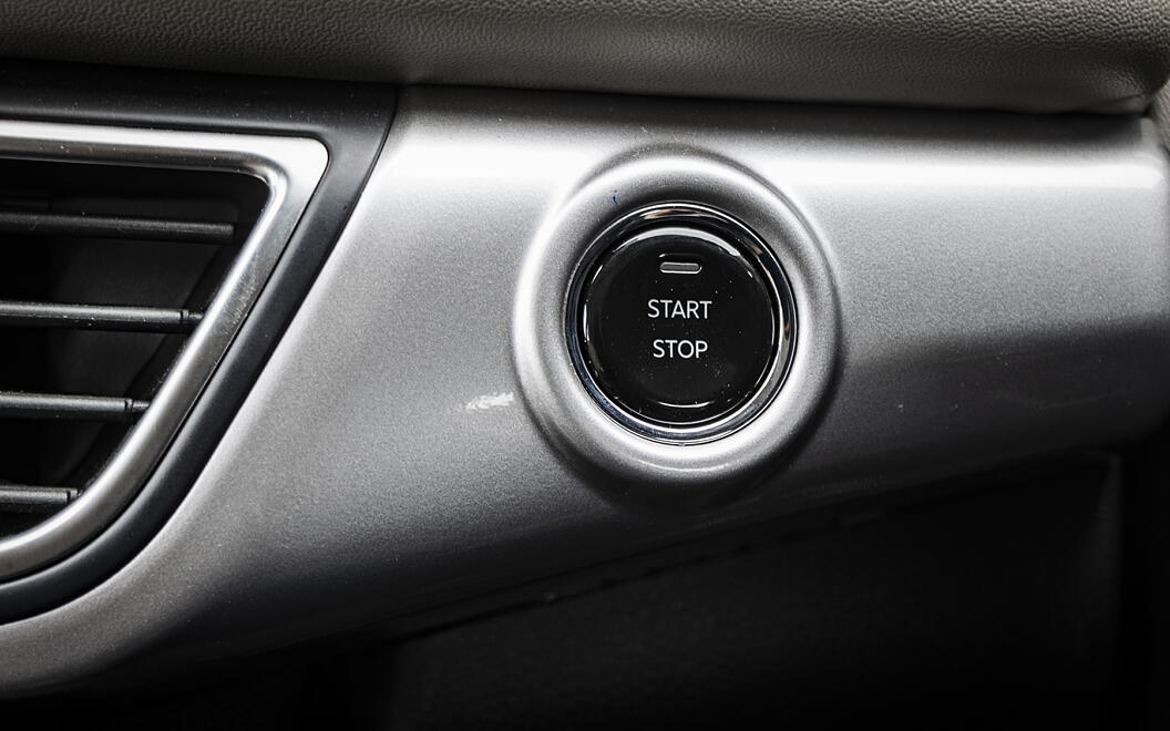 Mahindra XUV700 Push Button Start/Stop
