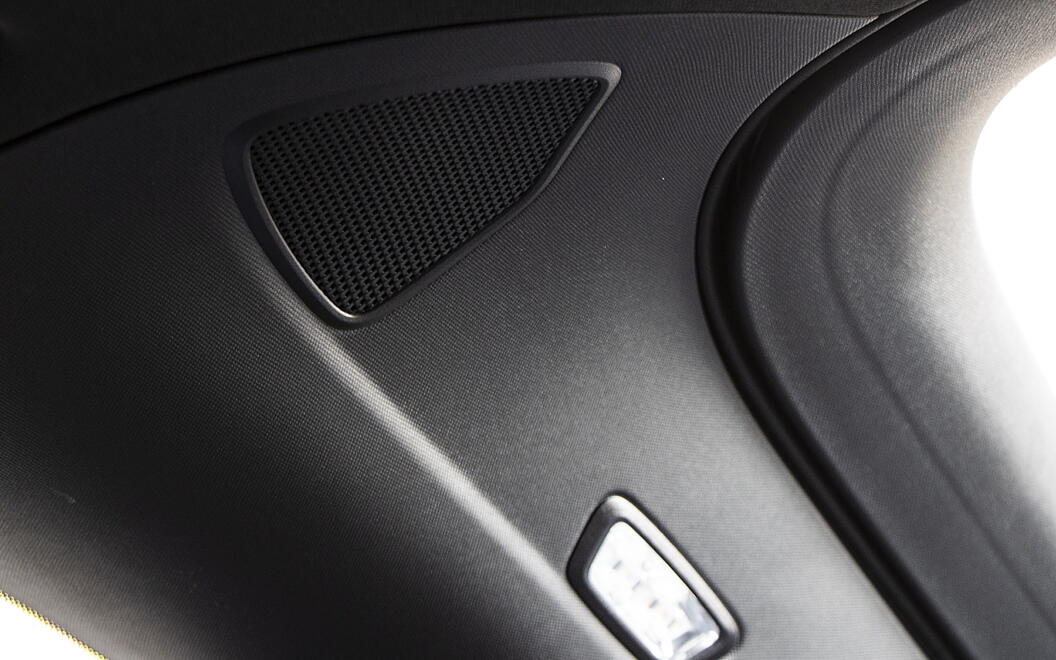Mercedes-Benz GLC Rear Speakers