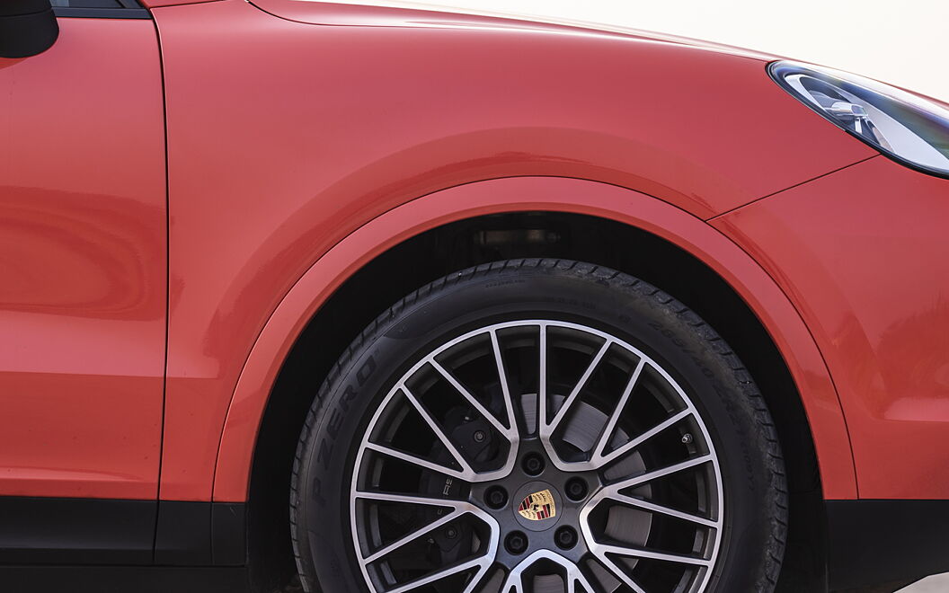 Porsche Cayenne Coupe Front Wheel