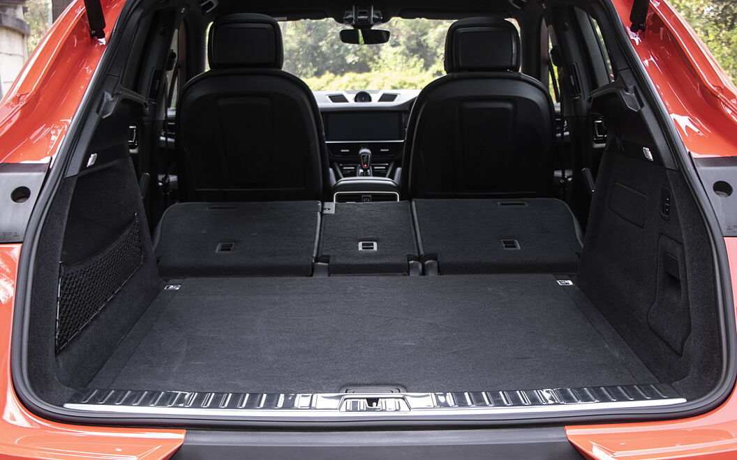 Porsche Cayenne Coupe Bootspace with Folded Seats