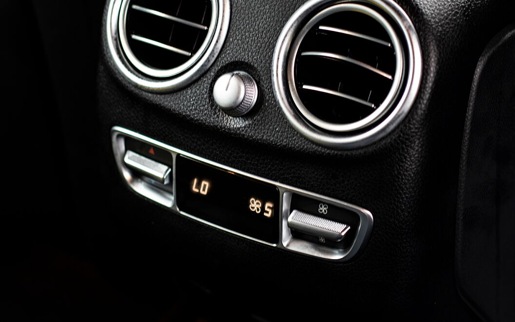 Mercedes-Benz EQC Rear AC Controls