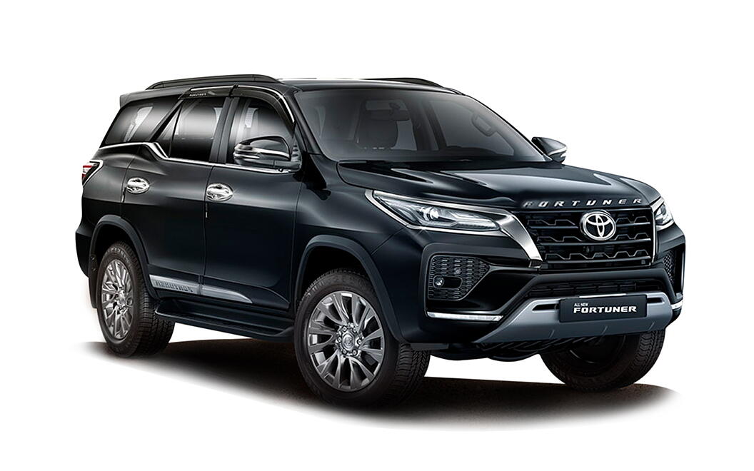 Toyota Fortuner Front Right View