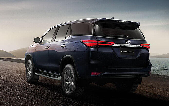 Toyota Fortuner Rear View