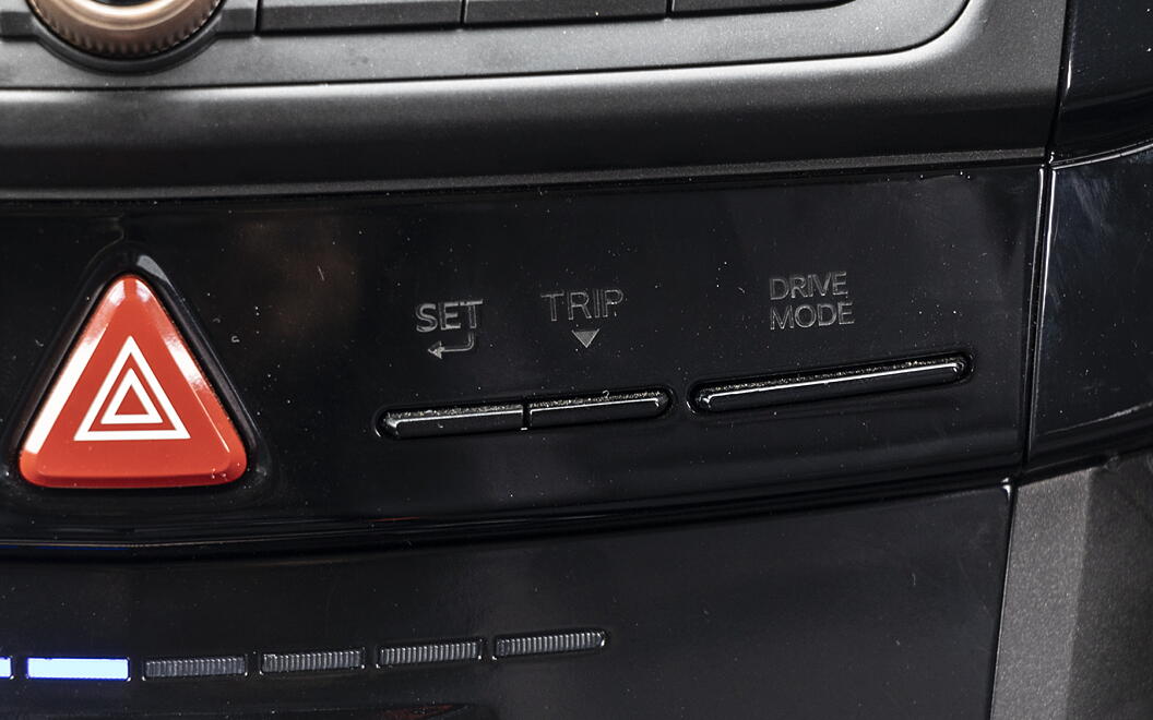 Mahindra XUV400 Drive Mode Selector