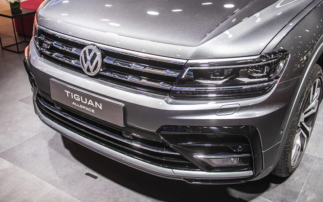 Volkswagen Tiguan AllSpace Front Grille