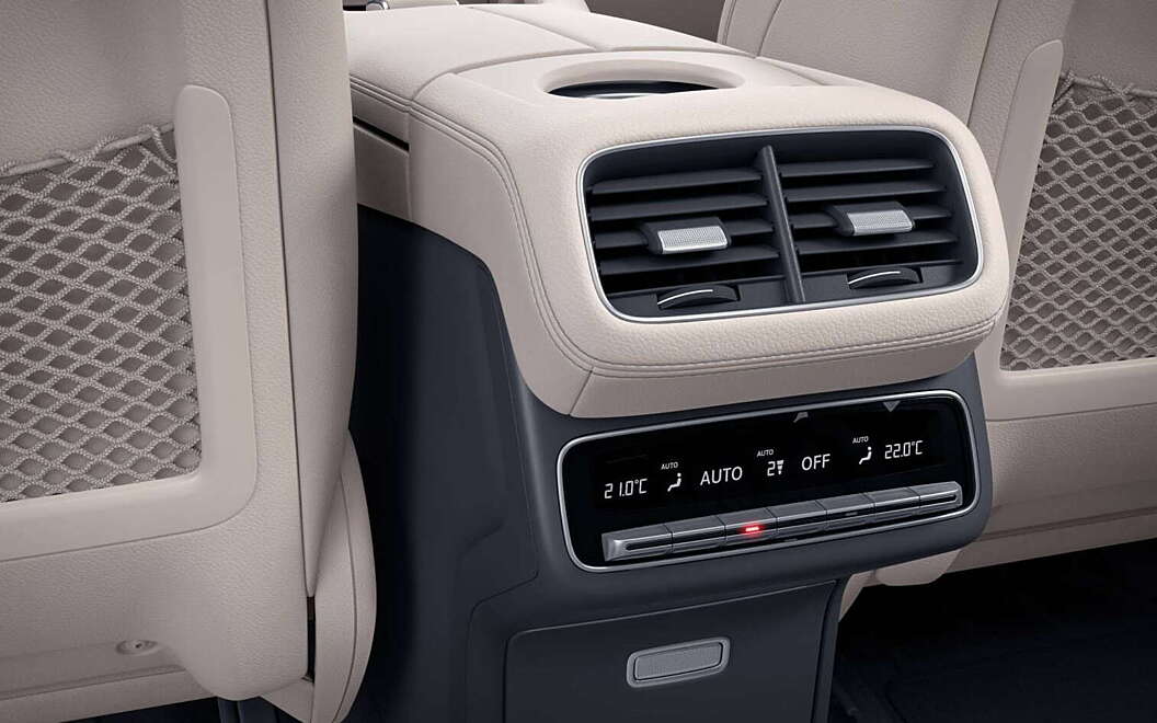 Mercedes-Benz GLS Rear AC Controls